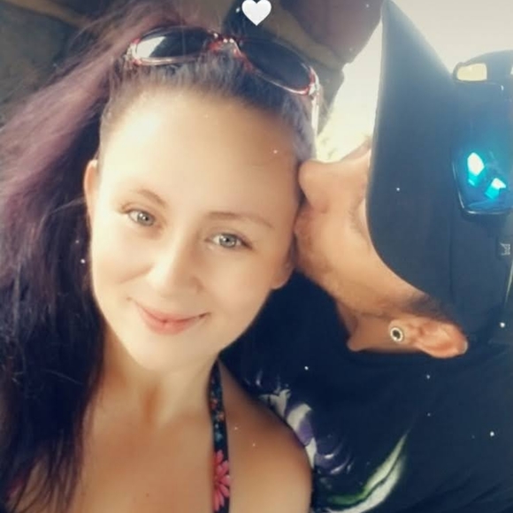 Meet your Posher, Danielle - Picture 7 of 8